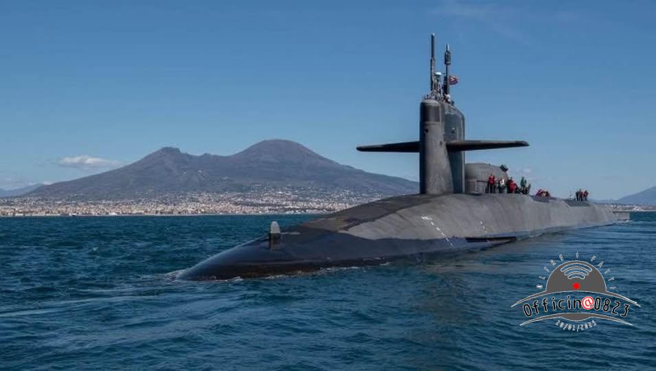 sottomarino nucleare a Napoli MIR