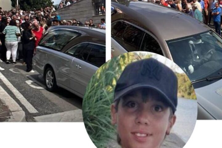 Funerali Paolo Mendico
