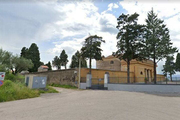 cimitero di sessa aurunca