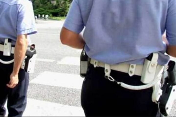 vigili pistola 2