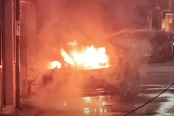 AUTO INCENDITA A CELLOLE