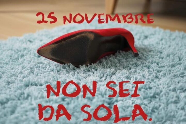 giradino delle panchine rosse2