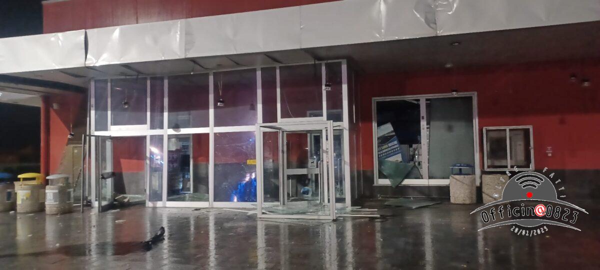 autogrill devastato
