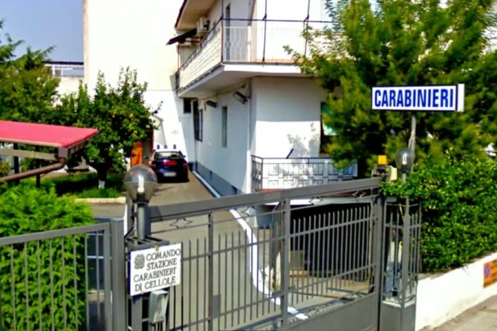 stazione di cellole