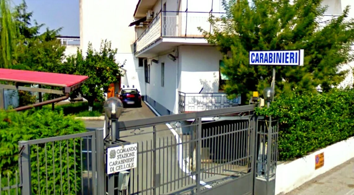 stazione di cellole