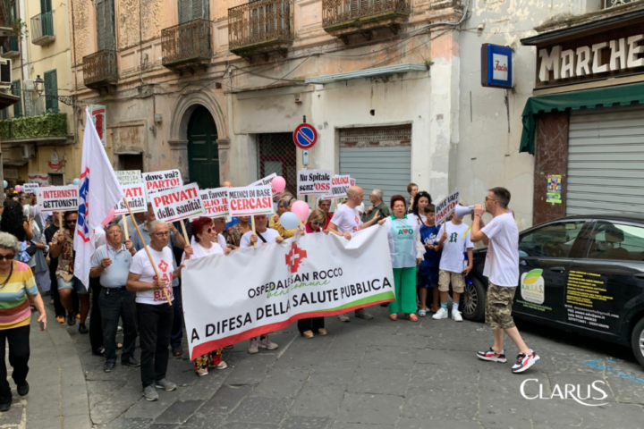 Sessa Aurunca Corteo Punto Nascita 2025 3