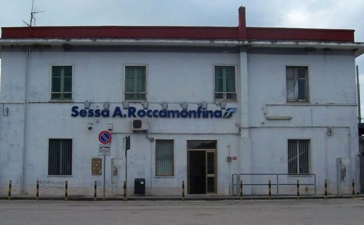 sessa aurunca stazione