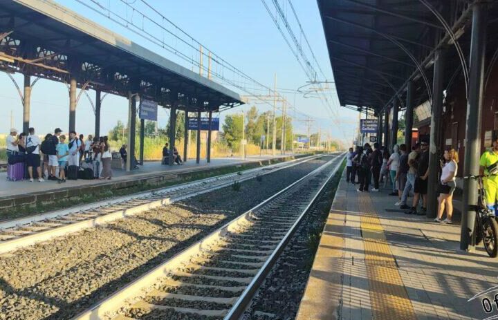 foto stazioen sessa