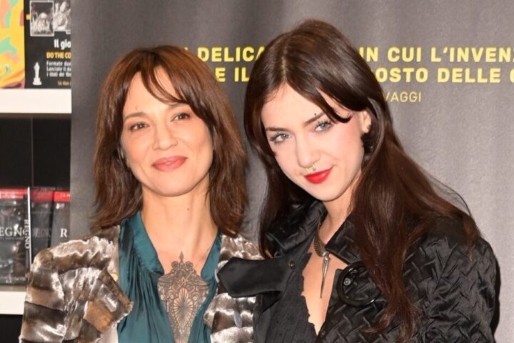 GI Anna lou e asia argento
